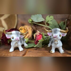 1960s UcagCo Made in Japan Bull Cow Salt & Pepper Shakers